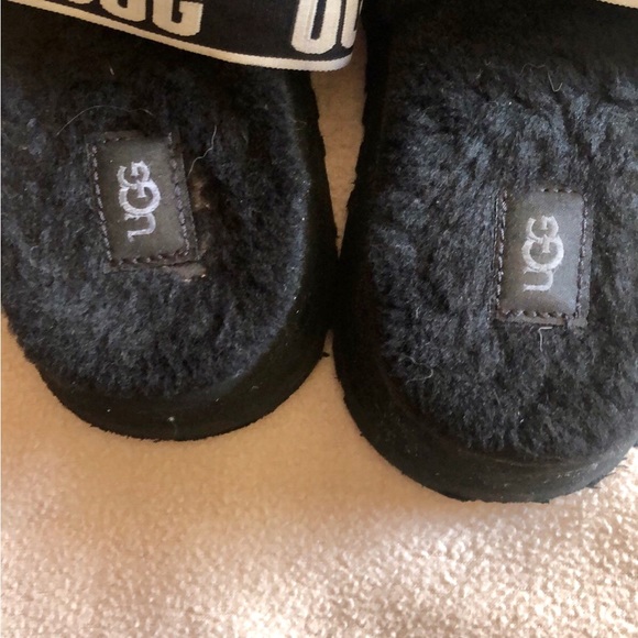 UGG Disco Slides/slippers - Picture 6 of 8